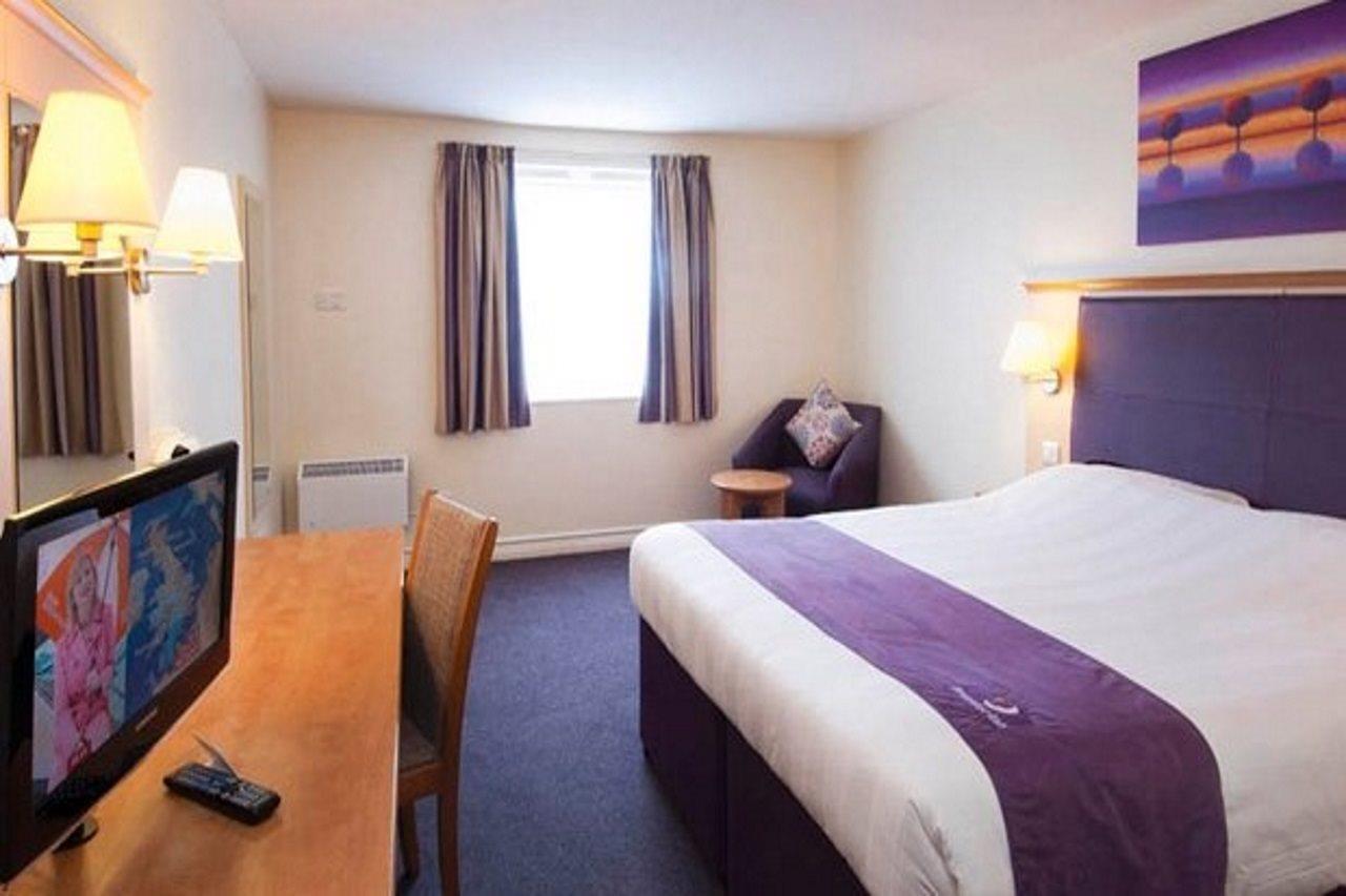 Premier Inn Kilmarnock Eksteriør billede